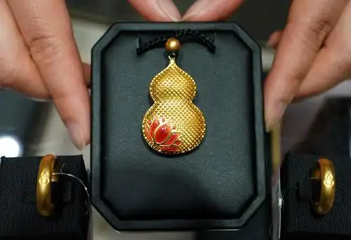 美联储利率决议对金价影响_黄金价格走势分析_黄金饰品价格最低的时候是多少