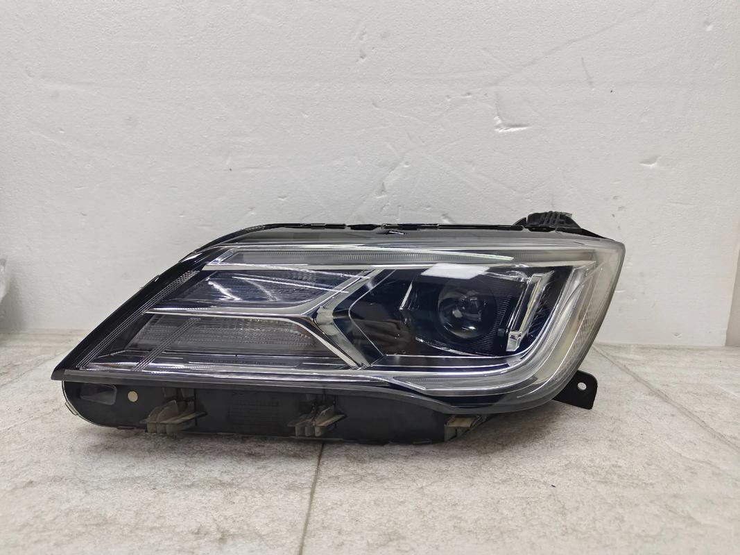 原厂小糸车灯在哪里能买到_原厂车灯品牌查询_中国汽车市场车灯品牌