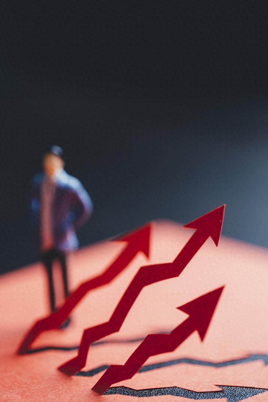 股市:几大风险可能破坏反弹之路_资金出逃迹象个股分析_3月24日A股深V反弹陷阱